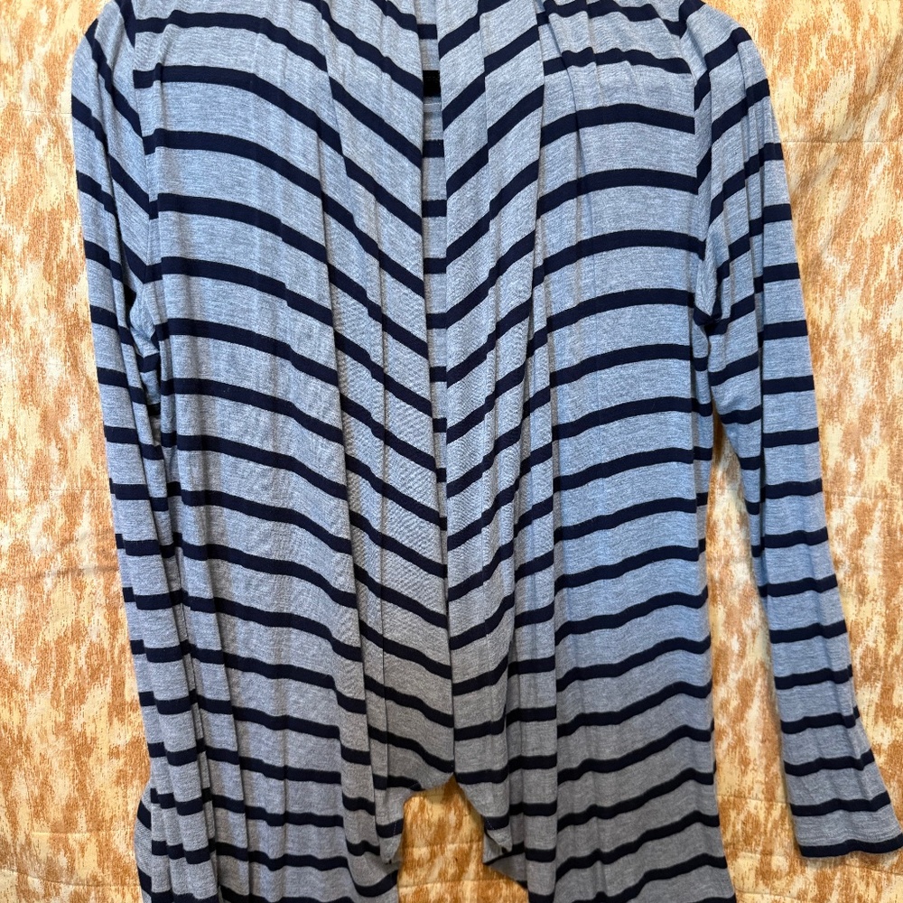 Tori Richards (Honolulu) Lightweight Cardigan